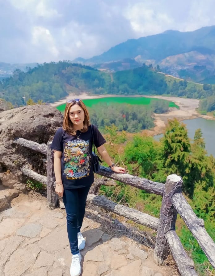 batu pandang ratapan angin dieng