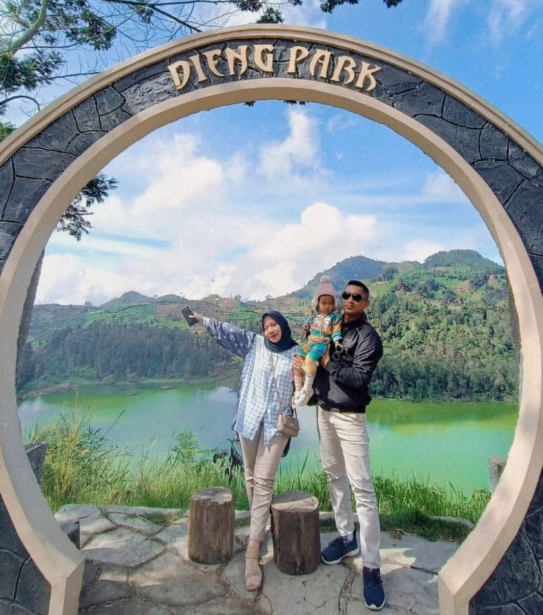 dieng park telaga warna