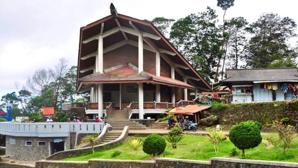 dieng plateau theater