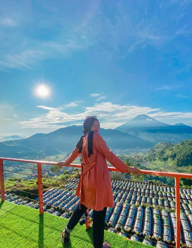 gardu pandang tieng dieng