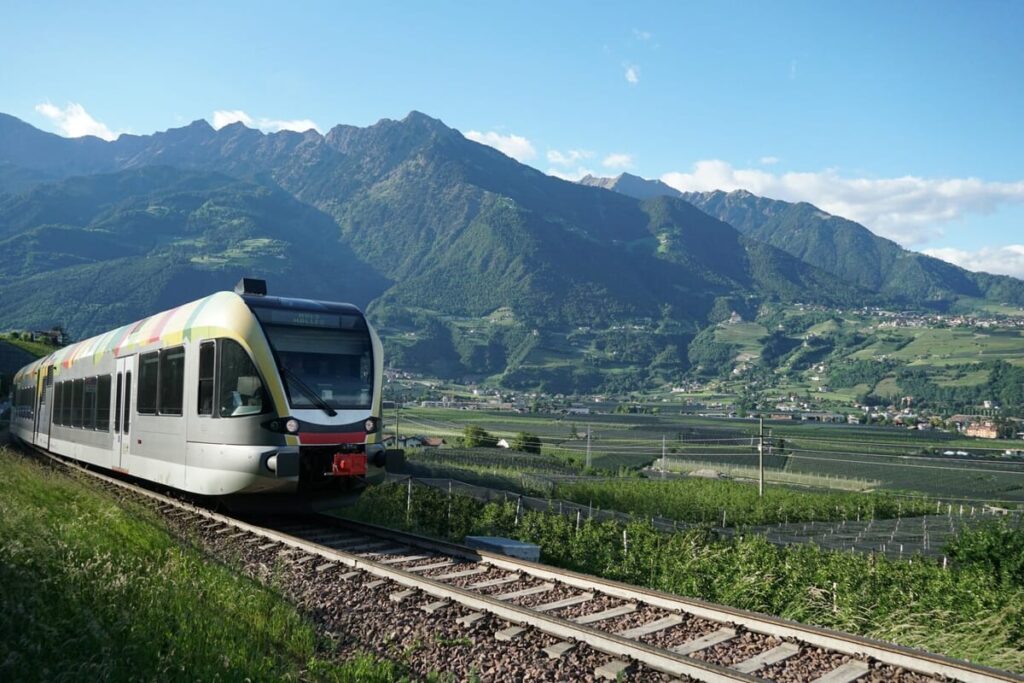 transportasi umum jakarta dieng